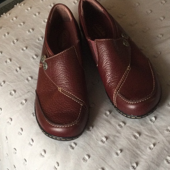 Shoes - Picture 1 of 5